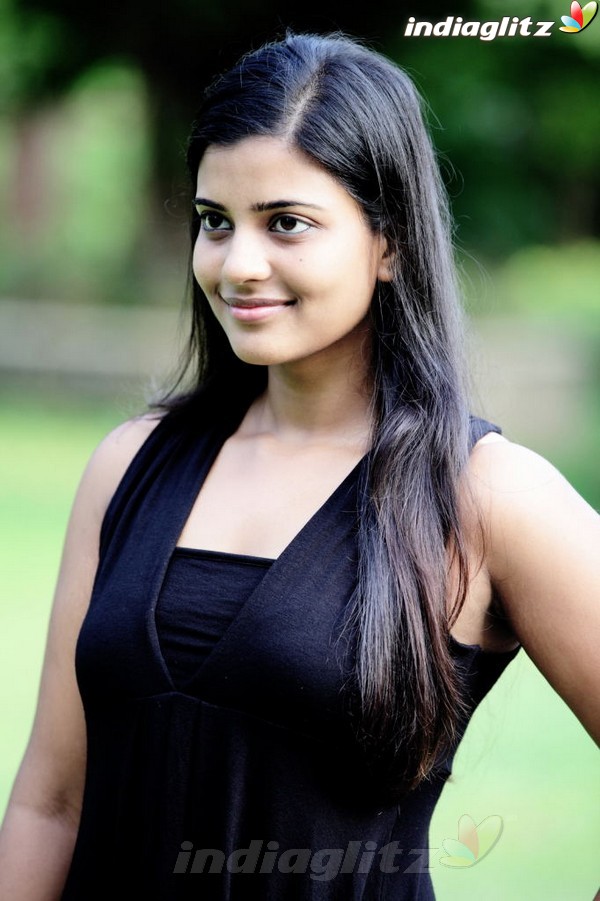 Aishwarya Rajesh Special Gallery